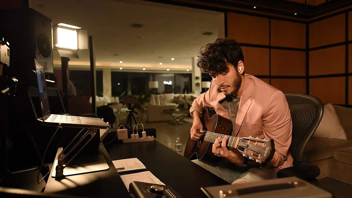 original_1611593712_SEBASTIAN YATRA 